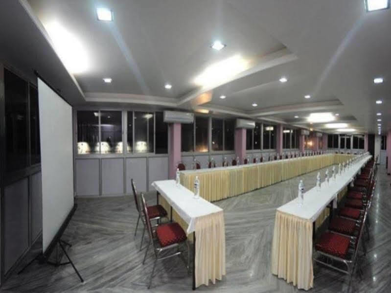 Mountview Resort & Spa لونافالا المظهر الخارجي الصورة
